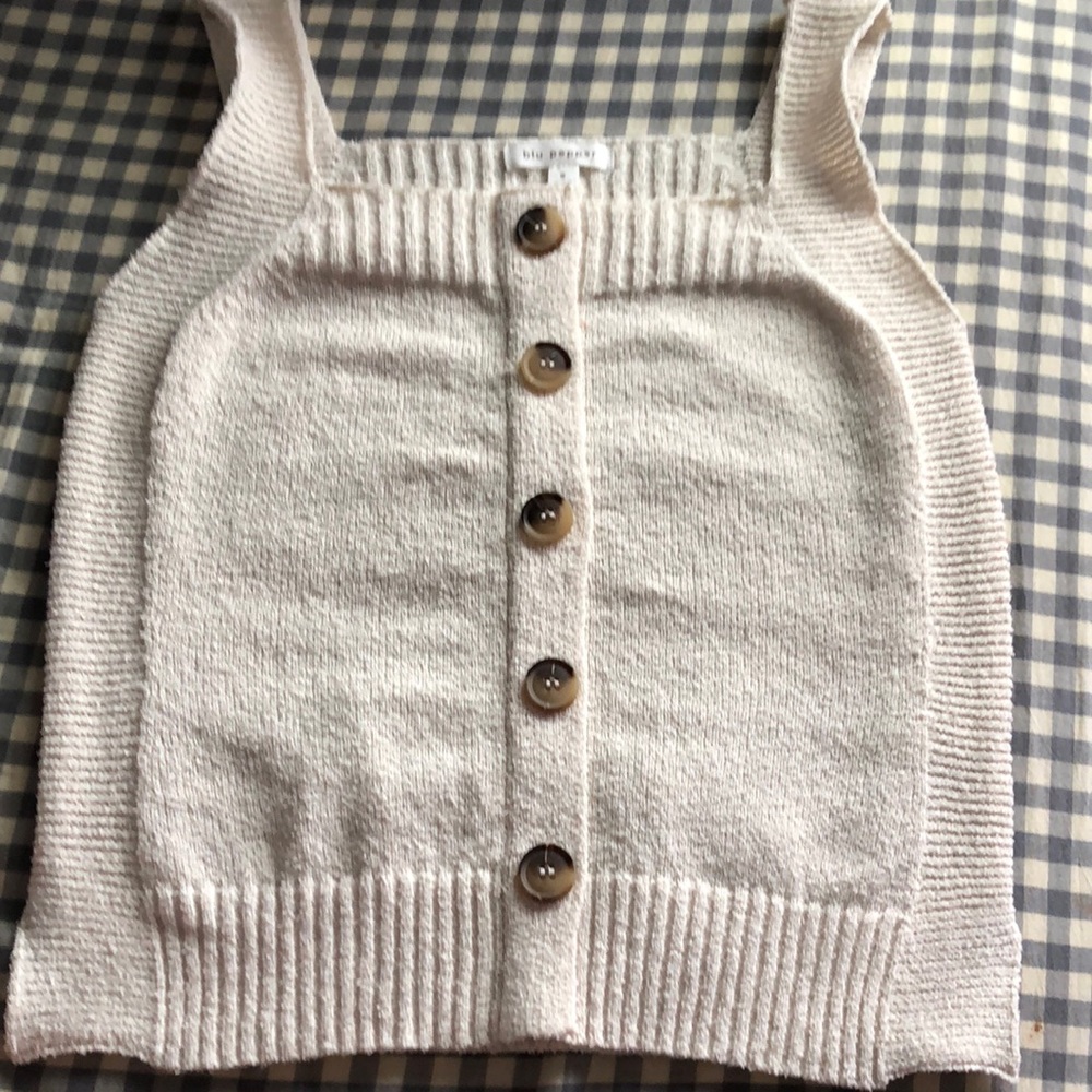 BLU PEPPER SWEATER TANK TOP 25$
